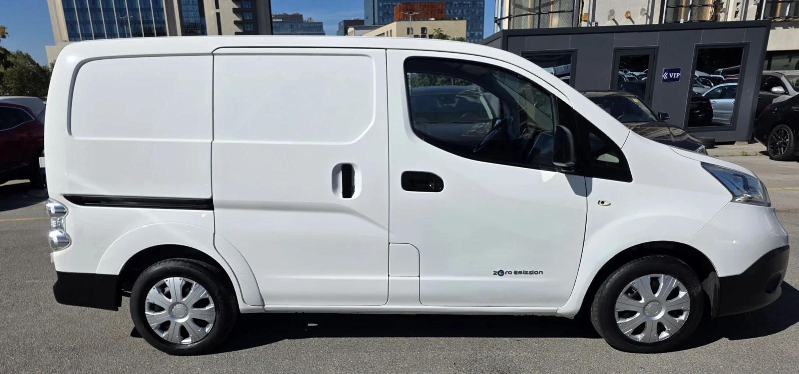Nissan NV200 Zero emissions, navi, камера, keyless , снимка 5 - Бусове и автобуси - 56340716