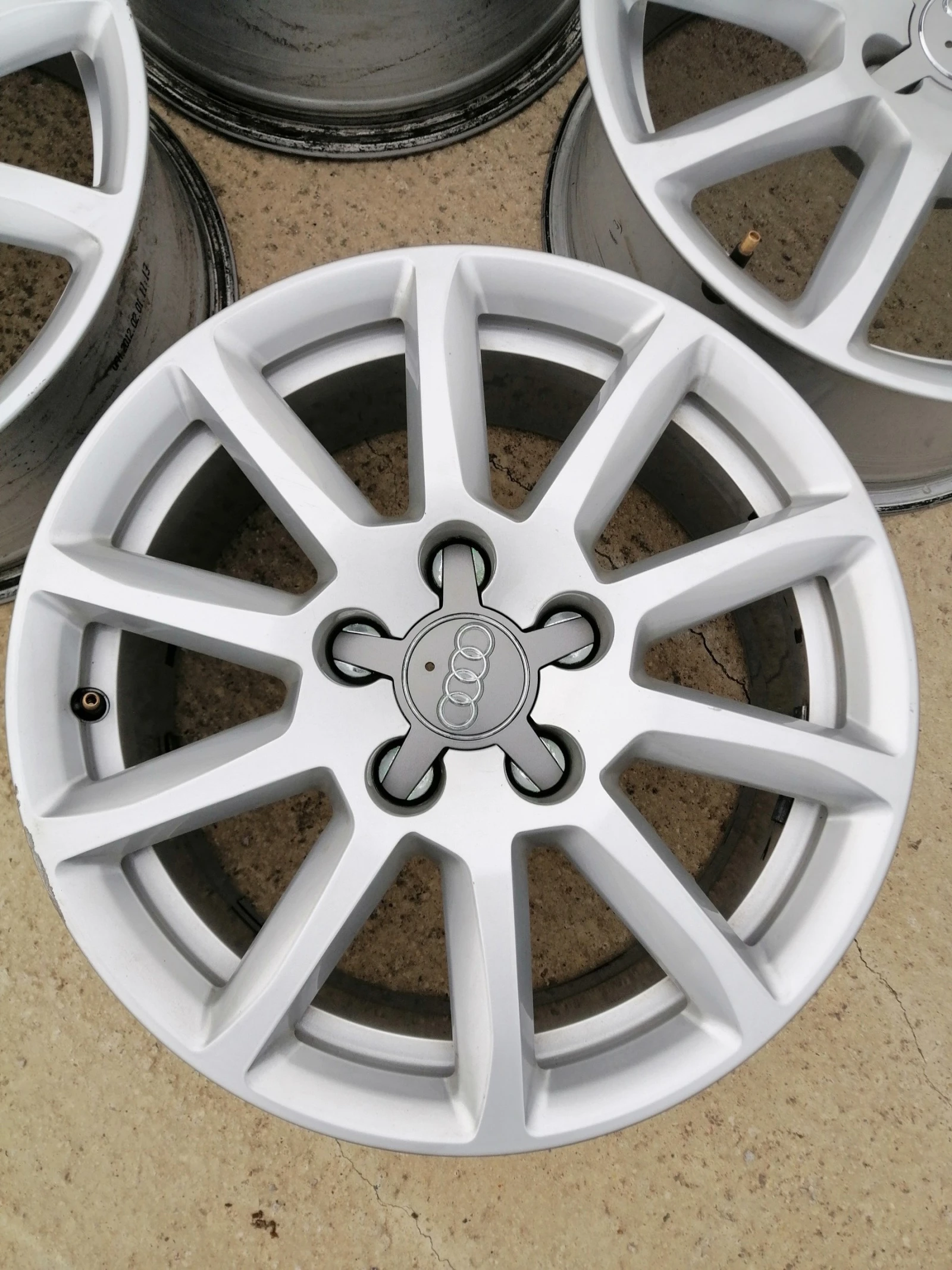   Audi A4 | Mobile.bg   4