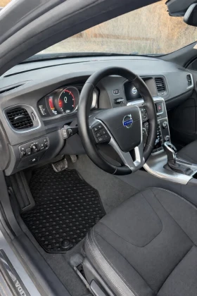 Volvo V60 Cross Country 2.0 D3, снимка 6