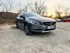 Volvo V60 Cross Country 2.0 D3, снимка 2