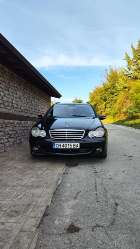 Mercedes-Benz C 200, снимка 6