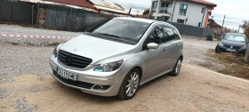 Mercedes-Benz B 180, снимка 1