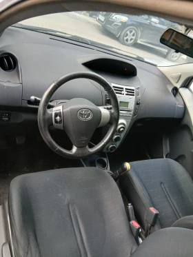 Обява за продажба на Toyota Yaris ~5 500 лв. - изображение 2