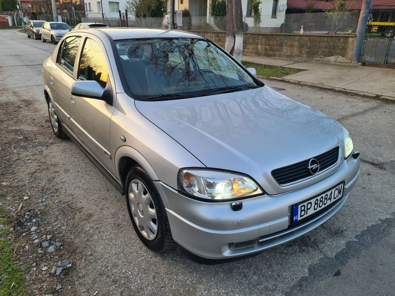 Opel Astra 1.6i 84к.с. 166000км, снимка 2 - Автомобили и джипове - 44829540