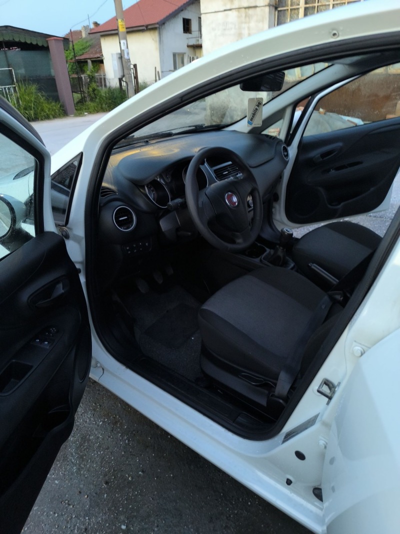 Fiat Punto 1.3, снимка 9 - Автомобили и джипове - 45798069