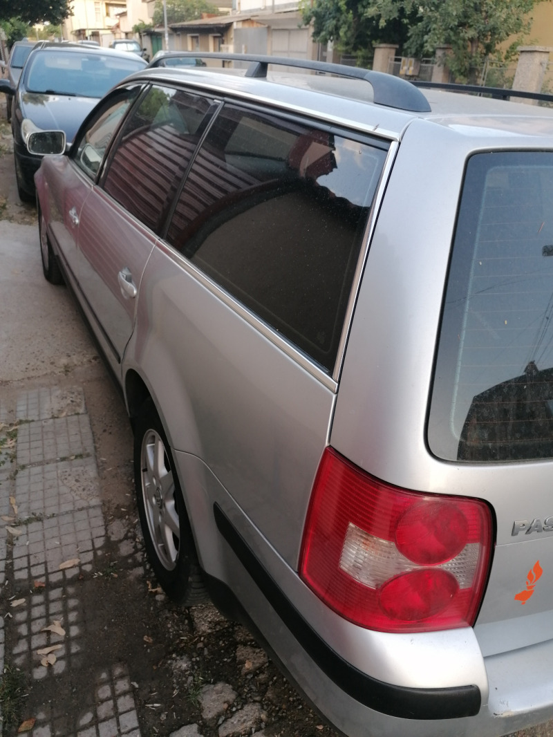 VW Passat 1.8 t, снимка 7 - Автомобили и джипове - 46410970