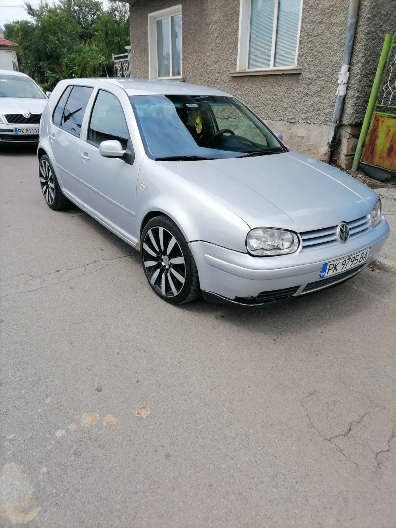 VW Golf TDI, снимка 1 - Автомобили и джипове - 46789114