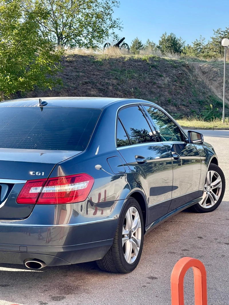 Mercedes-Benz E 350 * AVANTGARDE * - BlueEfficiency , снимка 2 - Автомобили и джипове - 47645248