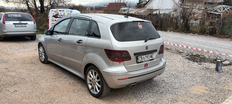 Mercedes-Benz B 180, снимка 6 - Автомобили и джипове - 47929588