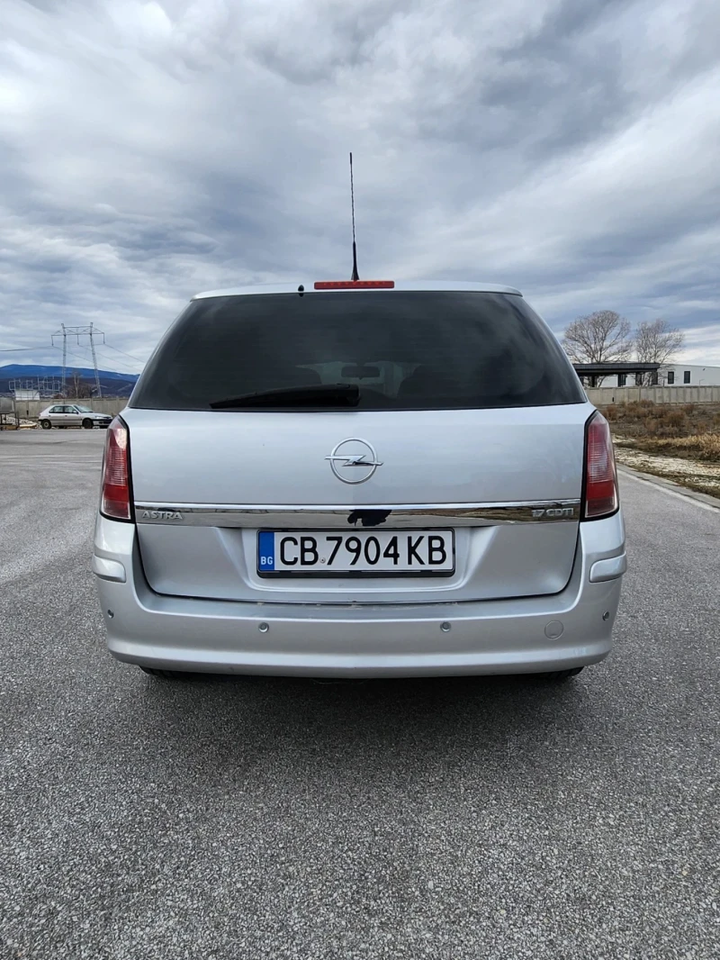 Opel Astra 1.7 cdti, снимка 4 - Автомобили и джипове - 48646698