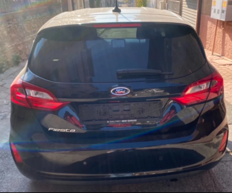 Ford Fiesta 1.5d/TITANIUM/ NAVI/CAMERA/KEYLESS/PDC/B&O, снимка 4 - Автомобили и джипове - 48453287