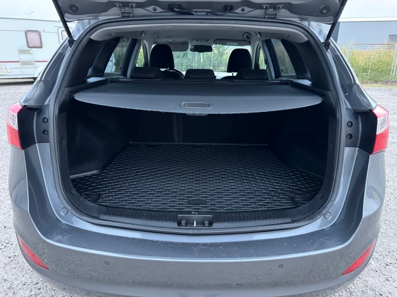Hyundai I30 1.6CRDI 136к.с , снимка 16 - Автомобили и джипове - 48829908