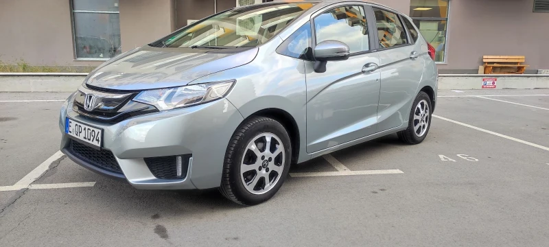 Honda Jazz 1.3 i-VTEC, снимка 3 - Автомобили и джипове - 49051755