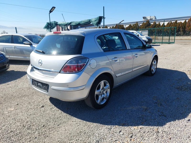 Opel Astra 1.4i, снимка 5 - Автомобили и джипове - 49411736