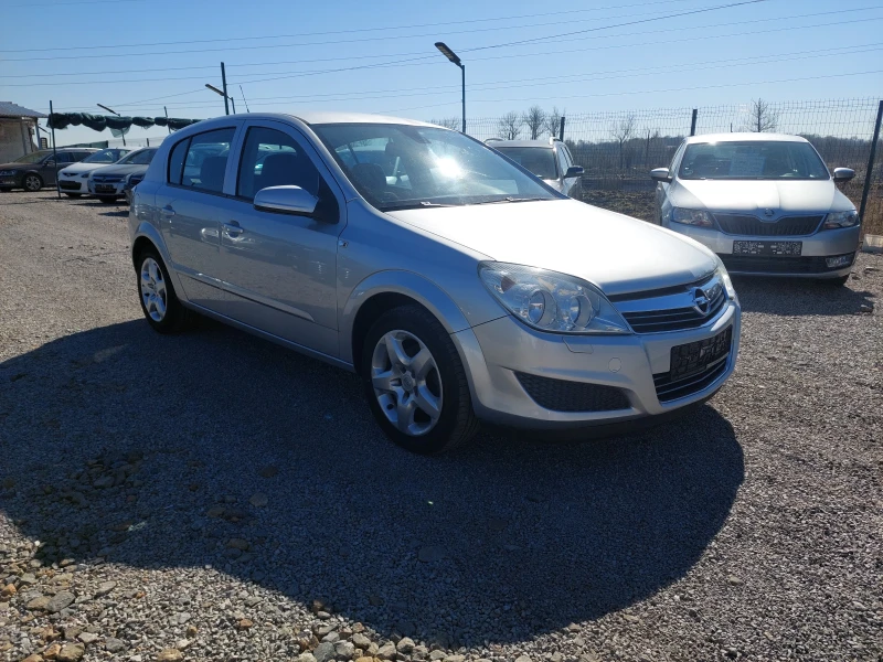 Opel Astra 1.4i, снимка 3 - Автомобили и джипове - 49411736