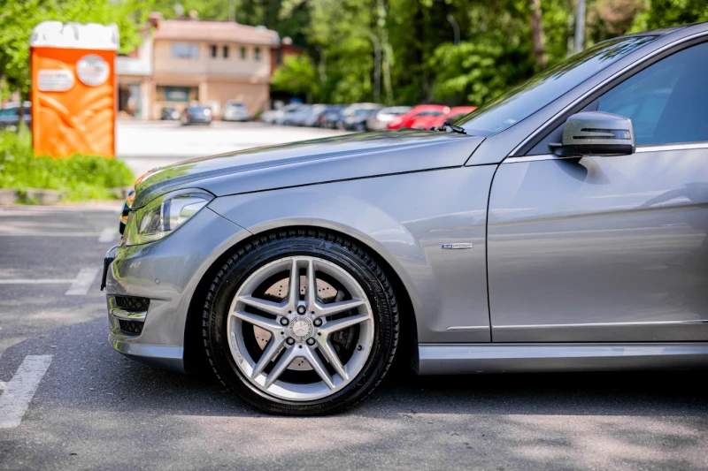 Mercedes-Benz C 250 AMG, снимка 6 - Автомобили и джипове - 52309938