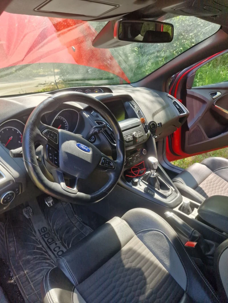 Ford Focus ST, снимка 15 - Автомобили и джипове - 51841987