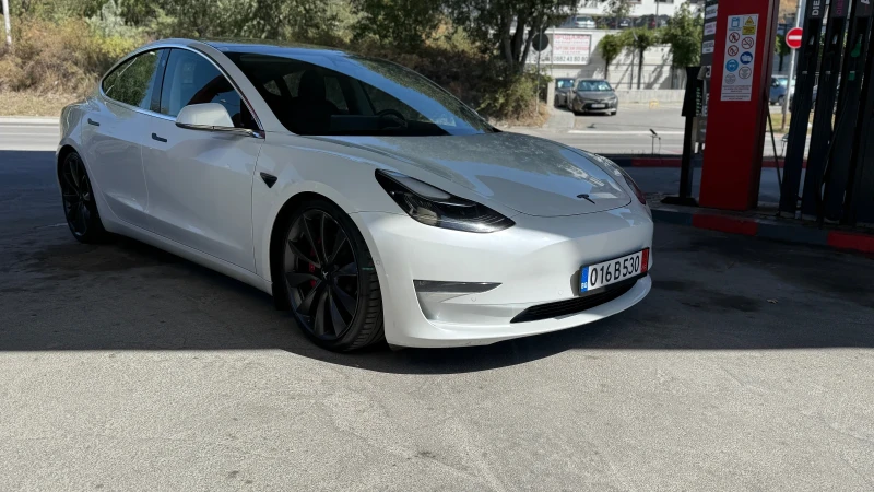 Tesla Model 3 Уикенд ЦЕНА Performance 66000km ЛИЗИНГ налична, снимка 3 - Автомобили и джипове - 51909225