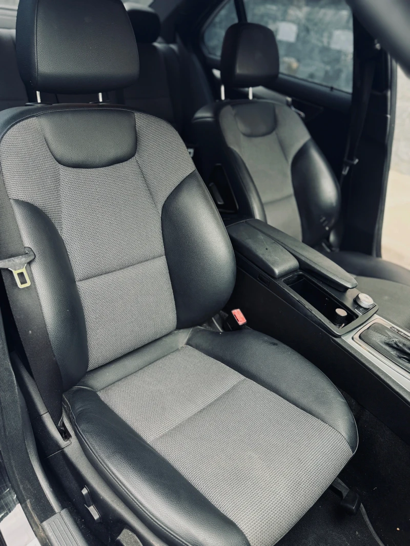 Mercedes-Benz C 250 AMG, снимка 6 - Автомобили и джипове - 51850500