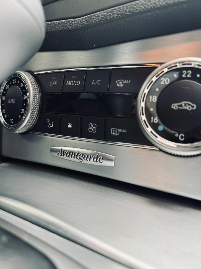 Mercedes-Benz C 250 AMG, снимка 9 - Автомобили и джипове - 51850500