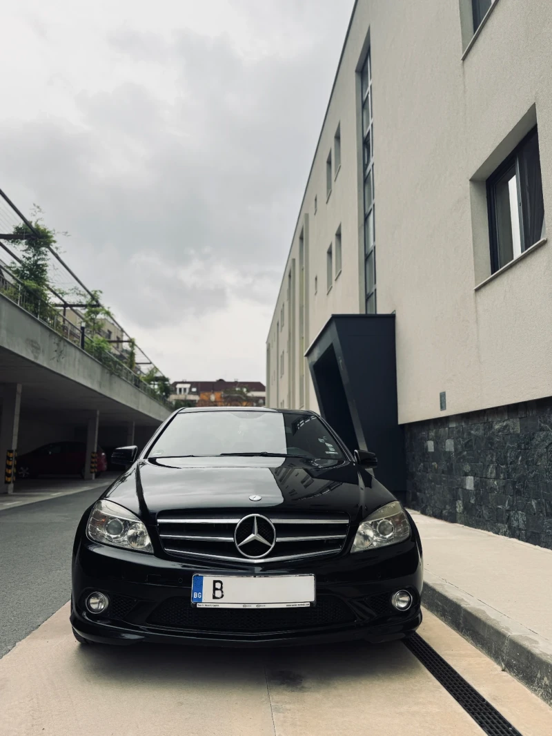 Mercedes-Benz C 250 AMG, снимка 2 - Автомобили и джипове - 51850500