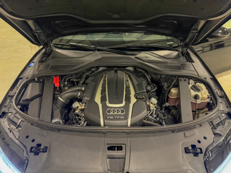Audi A8 4.0 TFSI LONG V8 S-Line, снимка 11 - Автомобили и джипове - 52496539