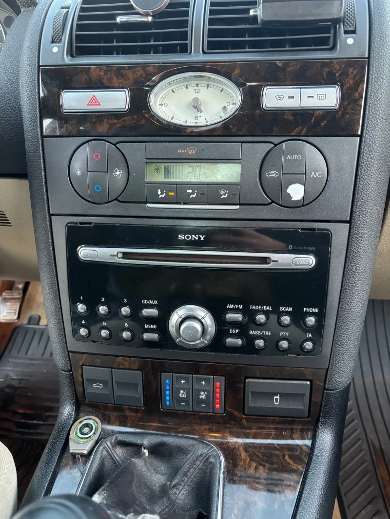 Ford Mondeo, снимка 14 - Автомобили и джипове - 52767240