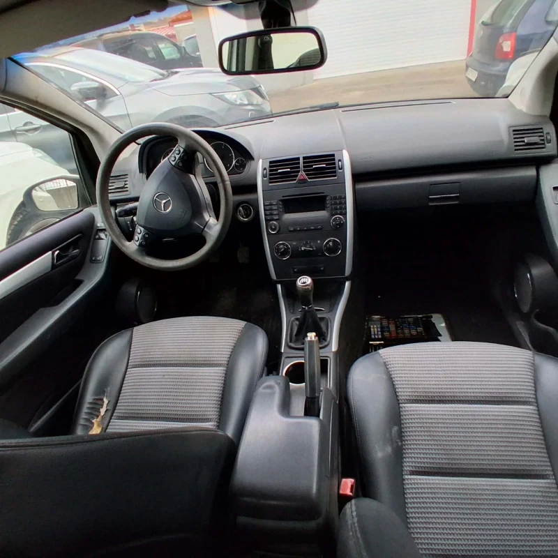 Mercedes-Benz A 180, снимка 5 - Автомобили и джипове - 53036208