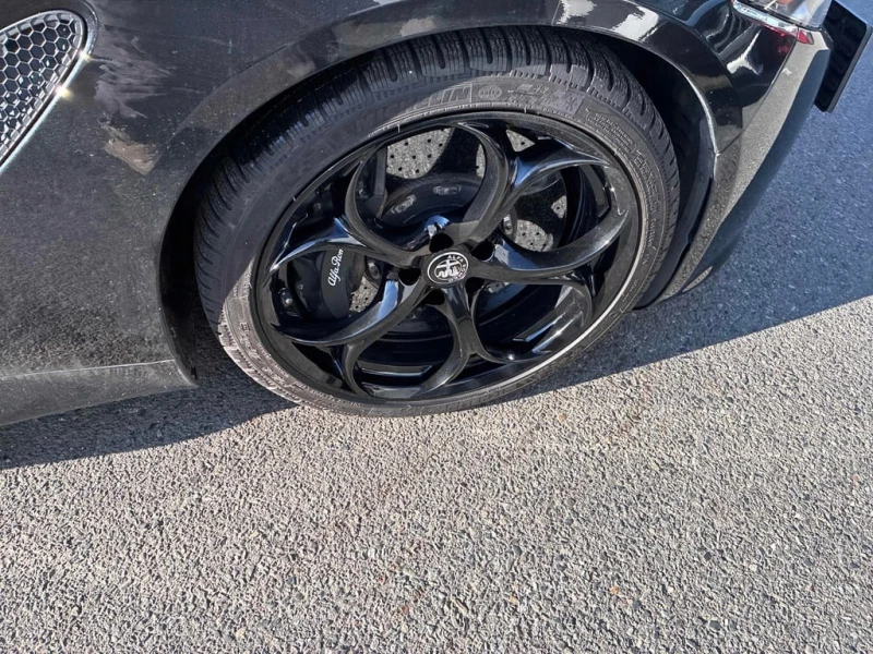 Alfa Romeo Giulia * Quadrifoglio * CARFAX * , снимка 6 - Автомобили и джипове - 53187307