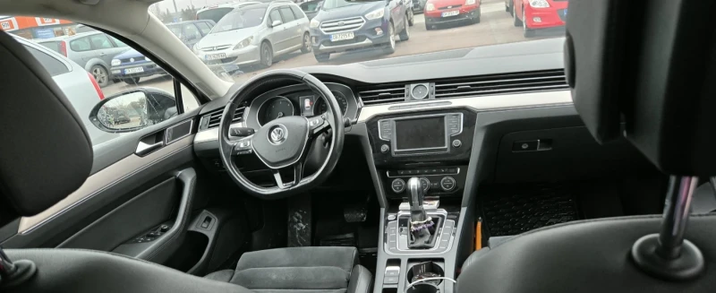 VW Passat, снимка 6 - Автомобили и джипове - 53205327