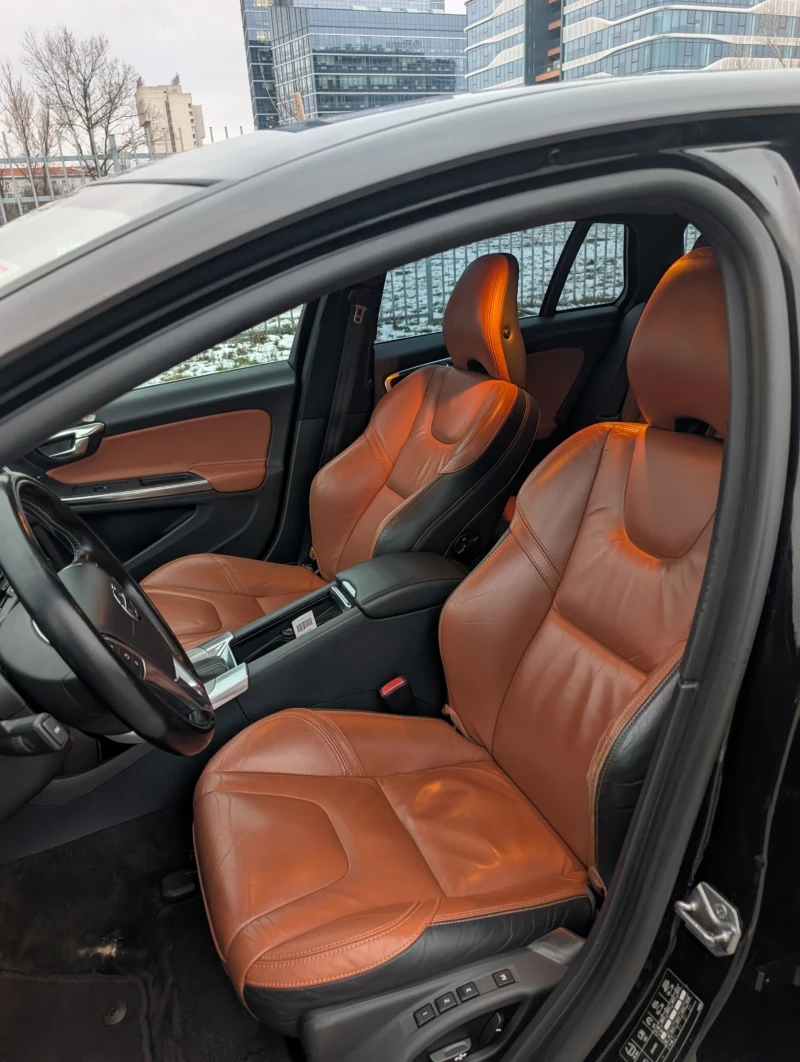 Volvo V60 2.4 D6 AWD PLUG-IN, снимка 9 - Автомобили и джипове - 53594276