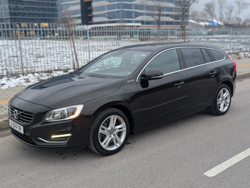 Volvo V60 2.4 D6 AWD PLUG-IN