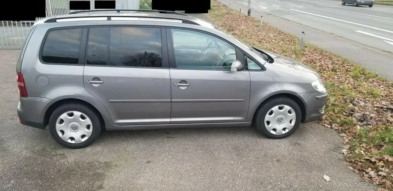 VW Touran 2.0 TDI   САМО НА ЧАСТИ , снимка 3 - Автомобили и джипове - 49101581