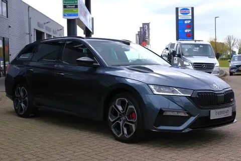 Skoda Octavia Rs 1.4 TSI DSG - изображение 3