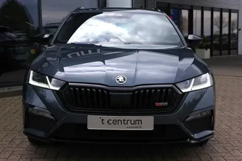 Skoda Octavia Rs 1.4 TSI DSG - изображение 2