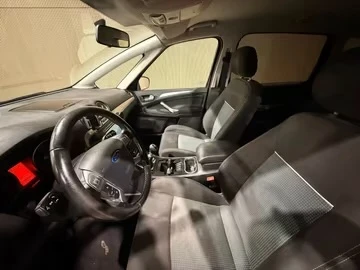 Ford S-Max 2.0 140ps, снимка 8 - Автомобили и джипове - 53478009