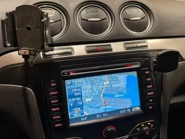 Ford S-Max 2.0 140ps, снимка 11 - Автомобили и джипове - 53478009