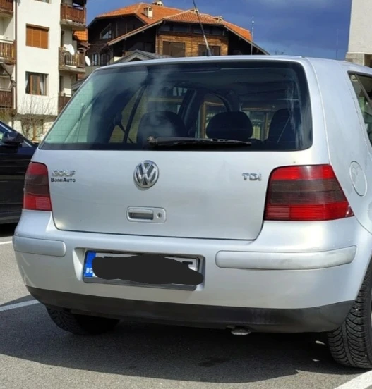 VW Golf 1.9 TDI KLIMA, снимка 7 - Автомобили и джипове - 54349114