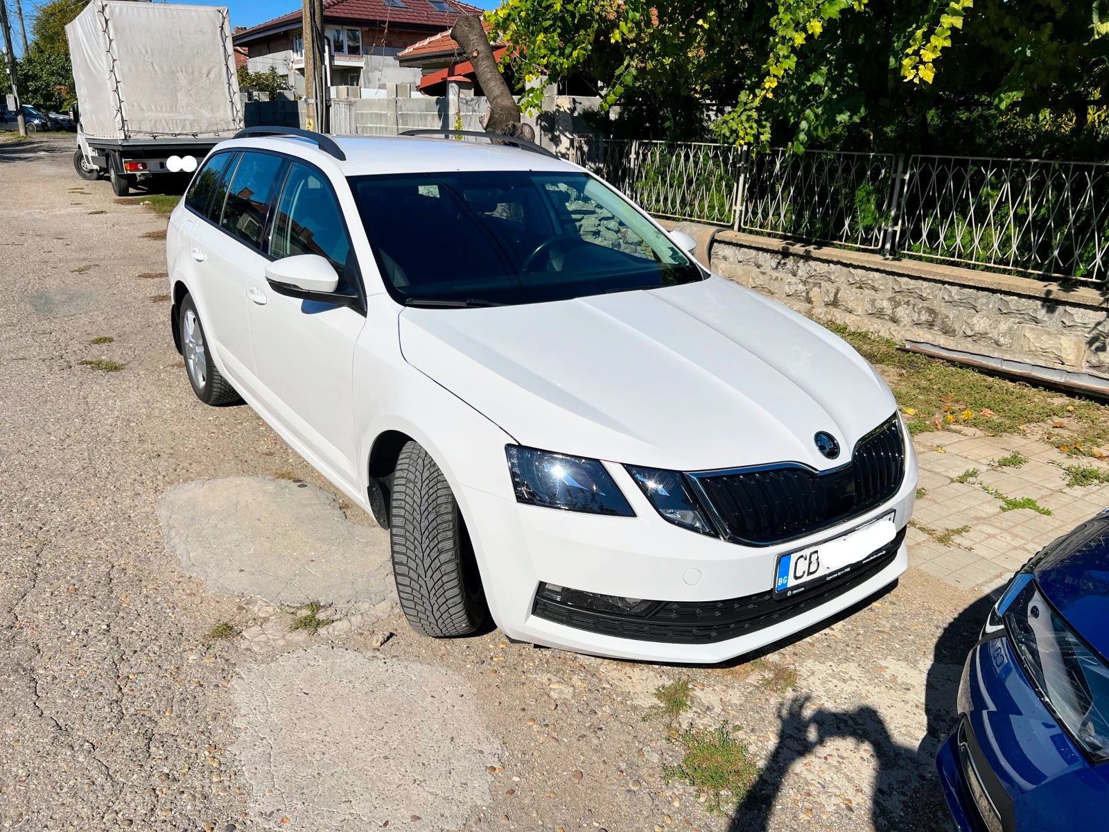 Skoda Octavia Ambition Octavia Combi 1, 6 TDI-CR  - изображение 2