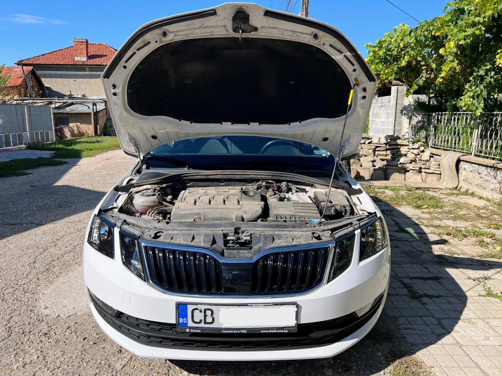 Skoda Octavia Ambition Octavia Combi 1, 6 TDI-CR  - изображение 8