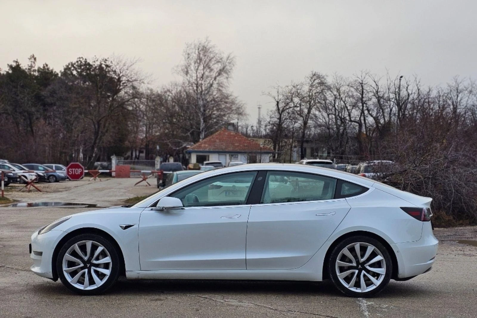 Tesla Model 3 Long Range 4x4 | Mobile.bg — изображение 13