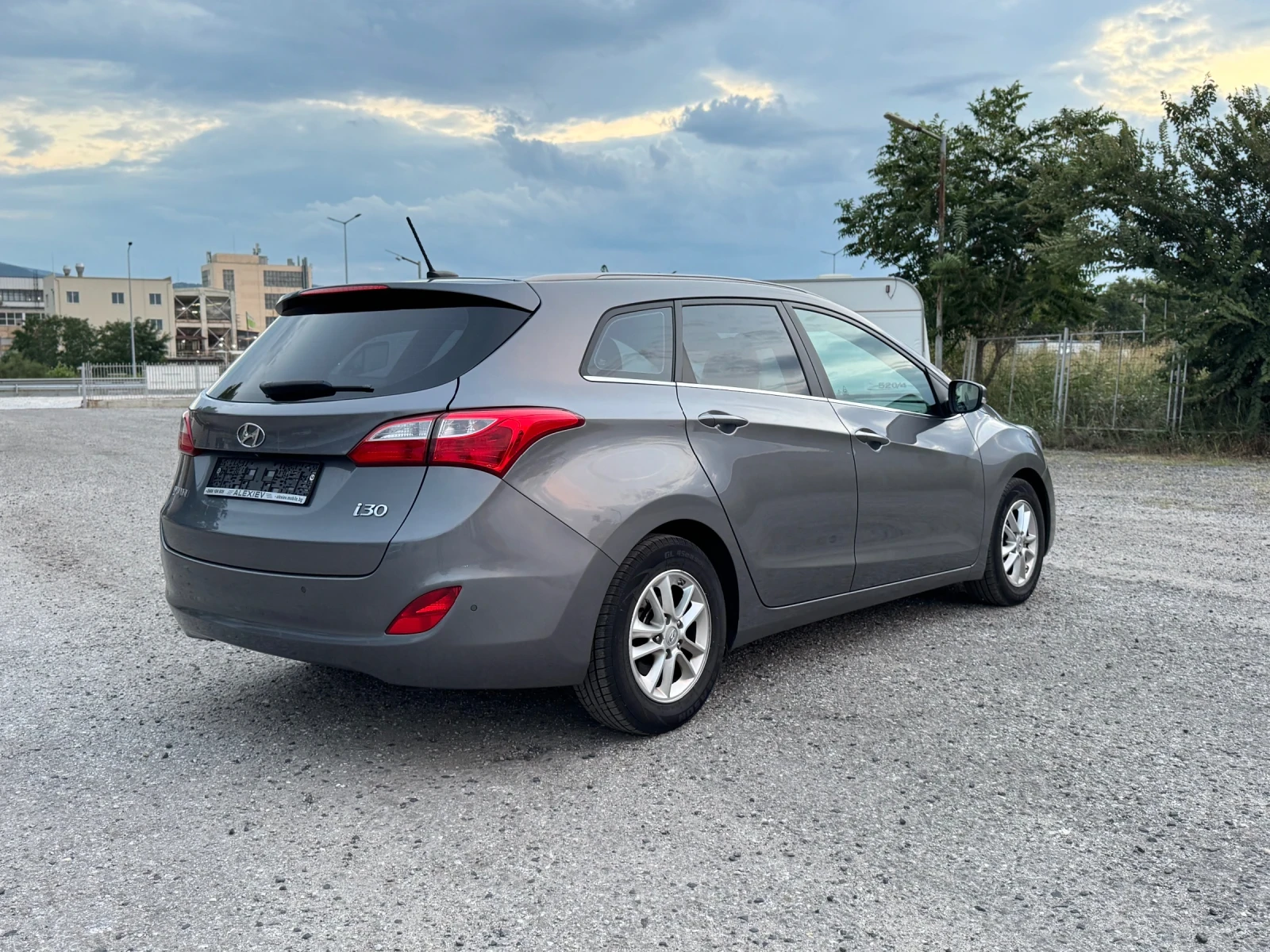 Hyundai I30 1.6CRDI 136к.с  - изображение 4