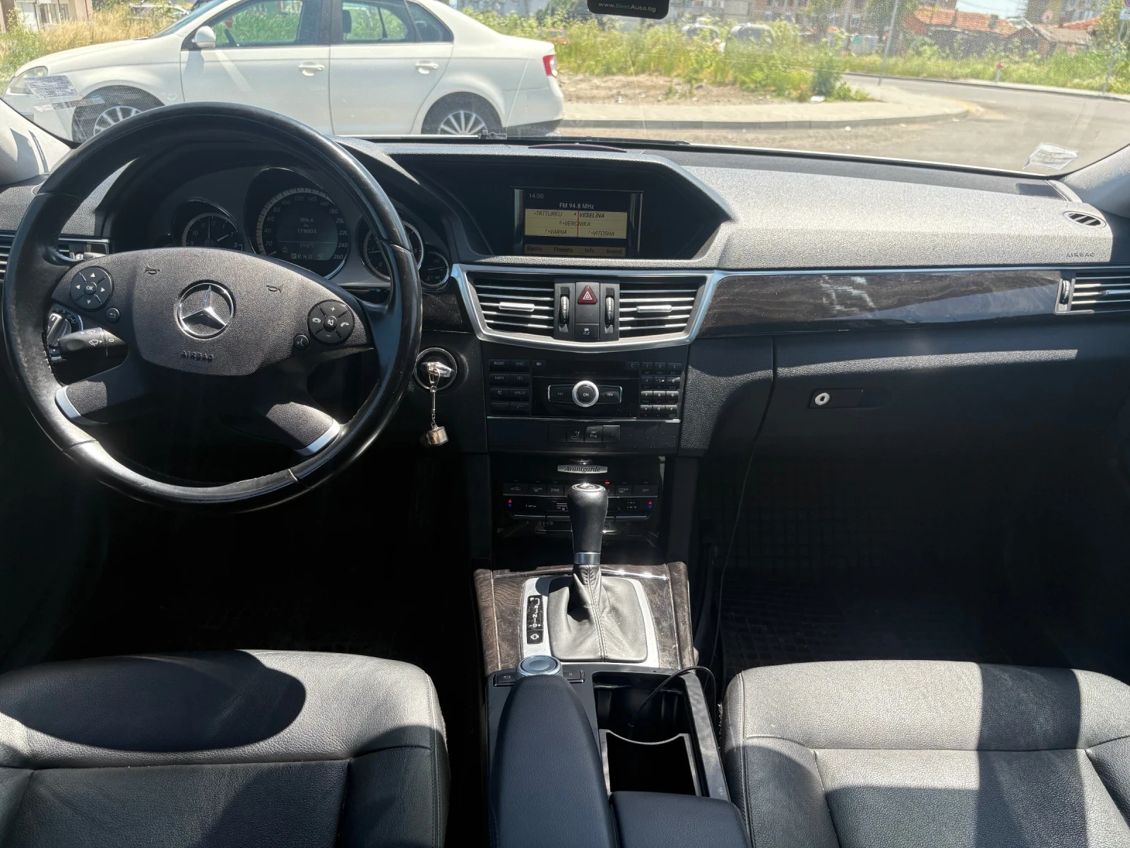 Mercedes-Benz E 220 AVANTGARDE - изображение 5