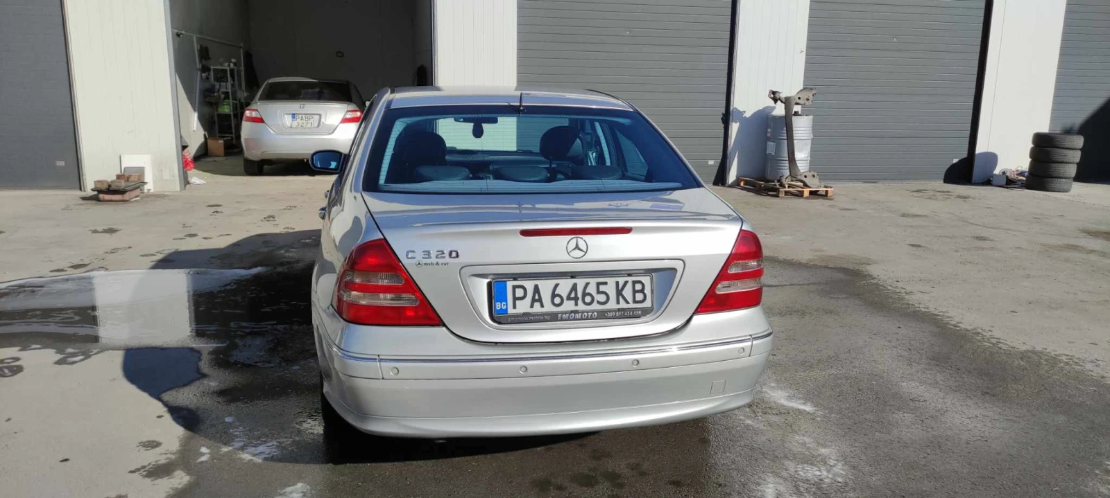 Mercedes-Benz C 320  - изображение 6