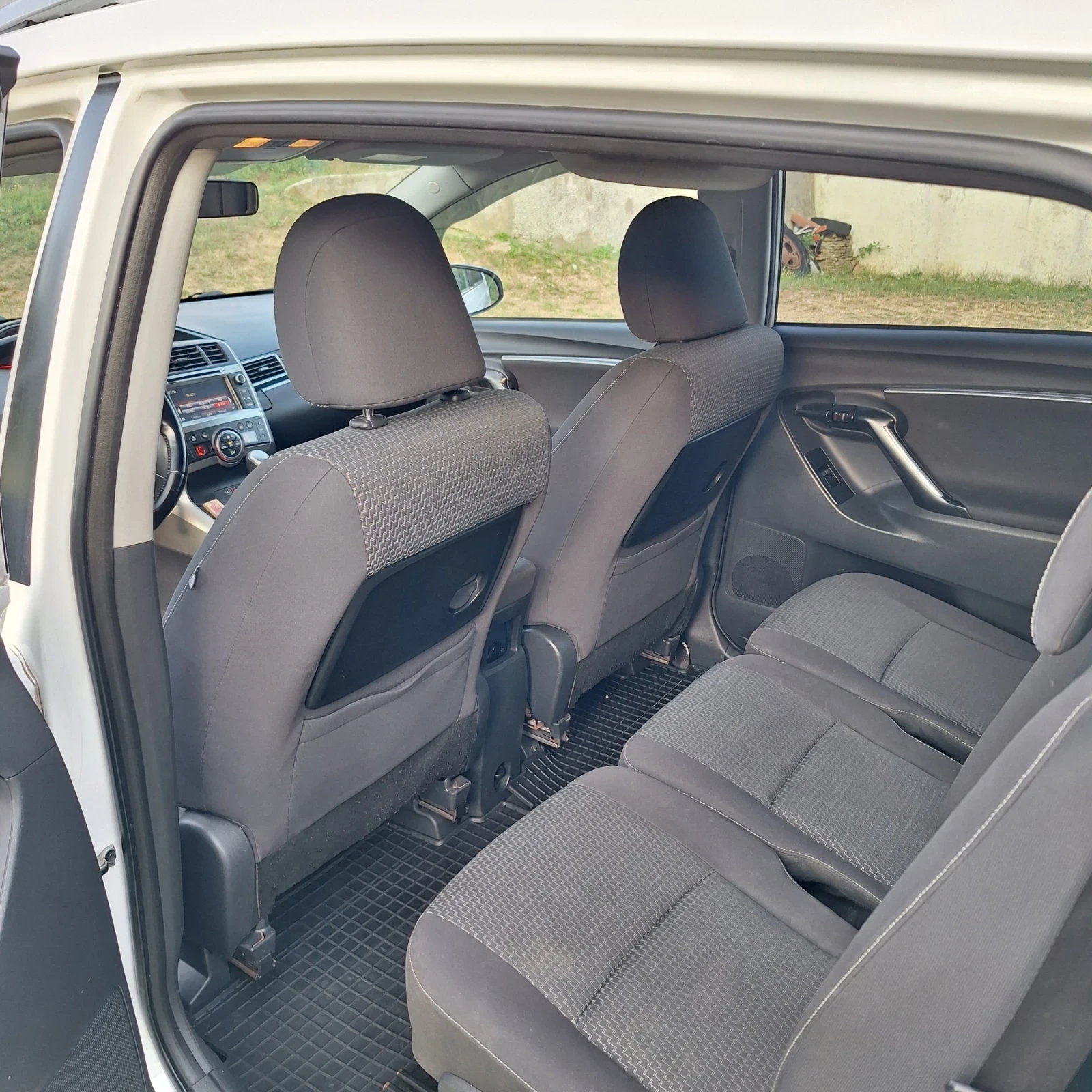 Toyota Verso  - изображение 6
