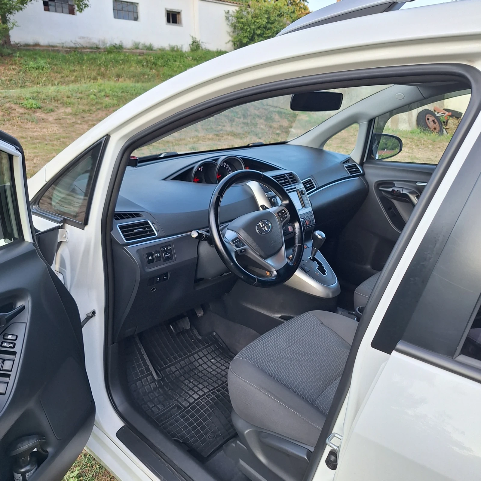 Toyota Verso  - изображение 7