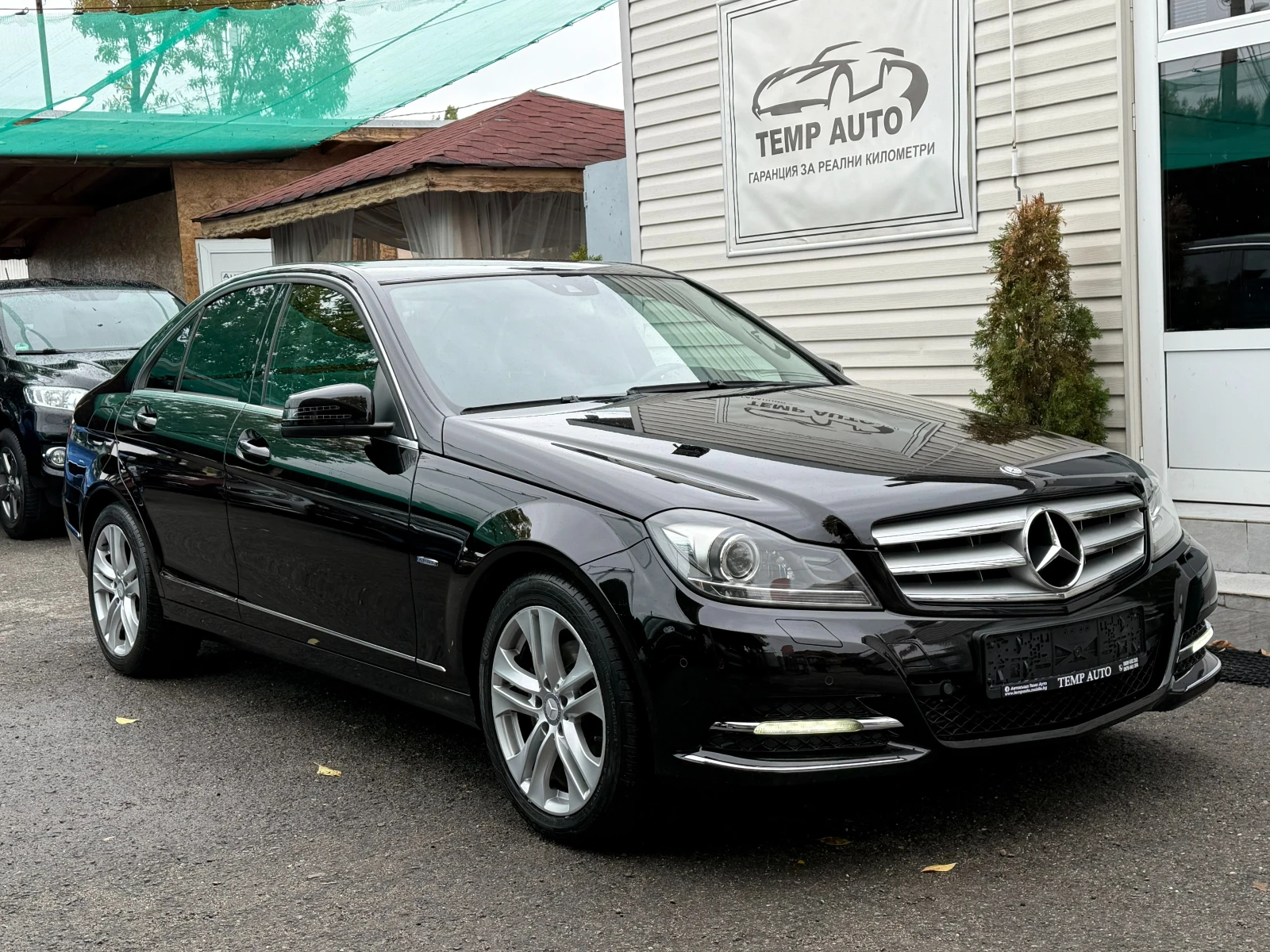 Mercedes-Benz C 220 CDI* СЪС СЕРВИЗНА ИСТОРИЯ В МЕРЦЕДЕС  - изображение 3