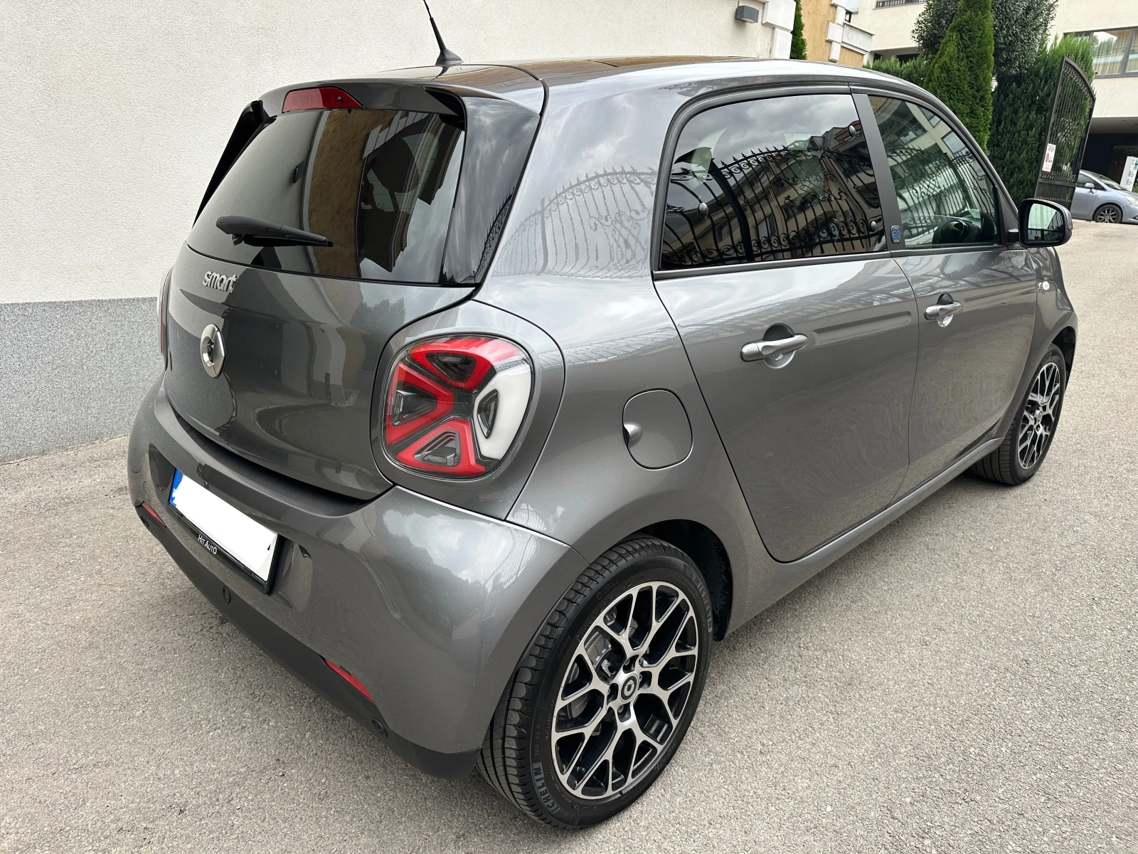 Smart Forfour JBL Exclusive Кожа - изображение 4