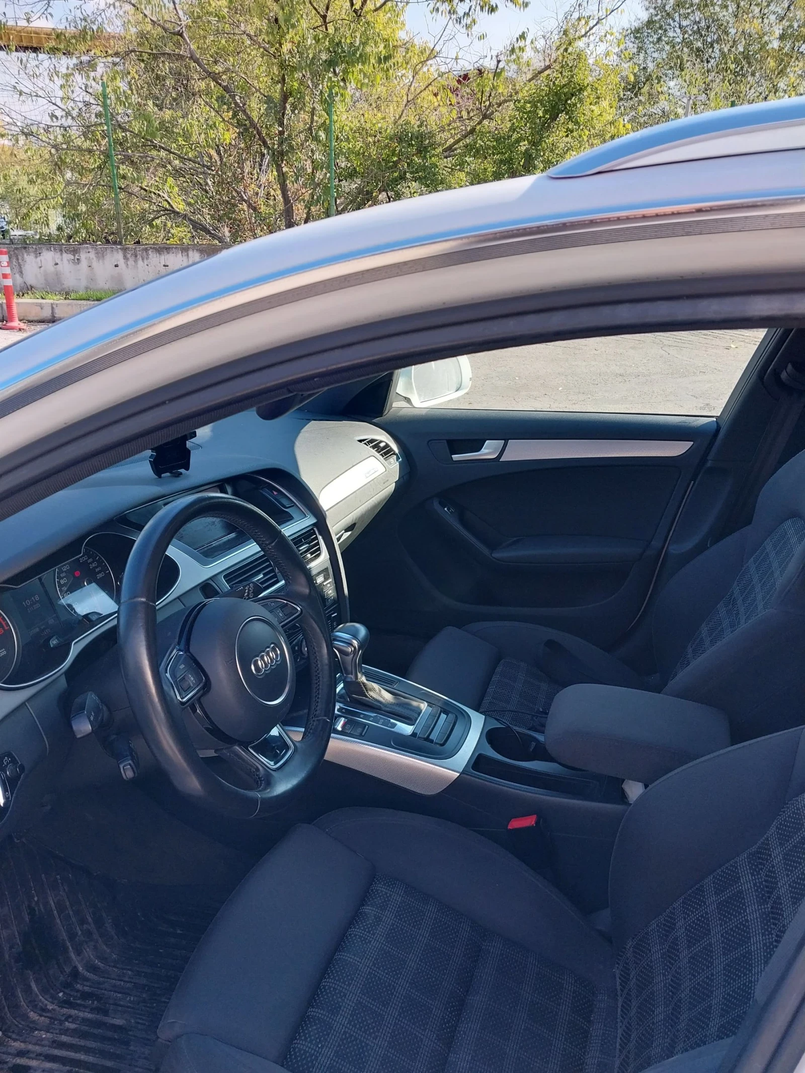 Audi A4 2.0 TDI 177 QUATTRO S-TRONIC7 - изображение 6