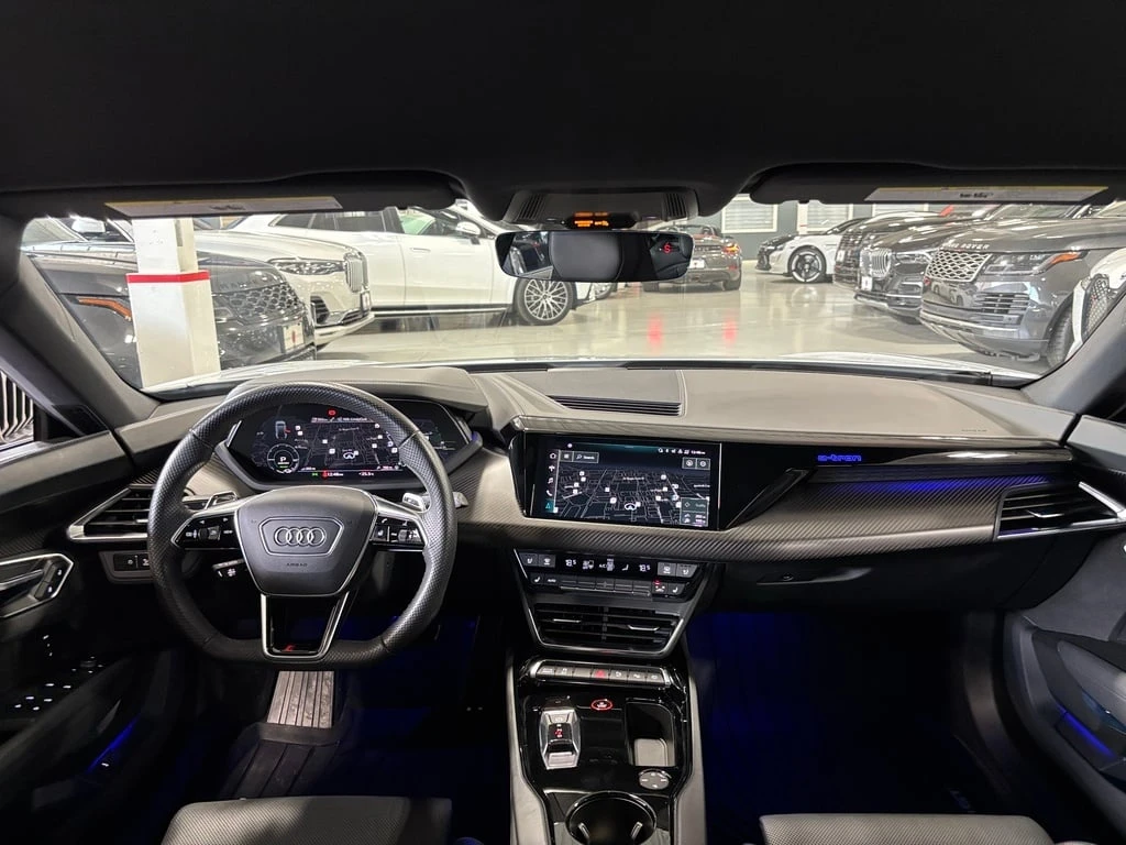 Audi E-Tron GT * RS * QUATTRO| CARBON| MASSAGE| LASER| 3DC | Mobile.bg � ����������� 14